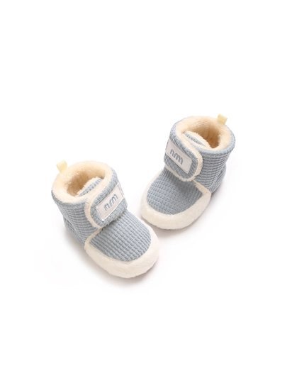 Soft waffle-knit baby Blue booties
Sizes: 0-6/6-12 - Image 2